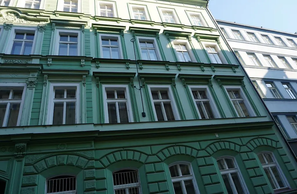 Πανσιόν Prague Eia Centre Apartments